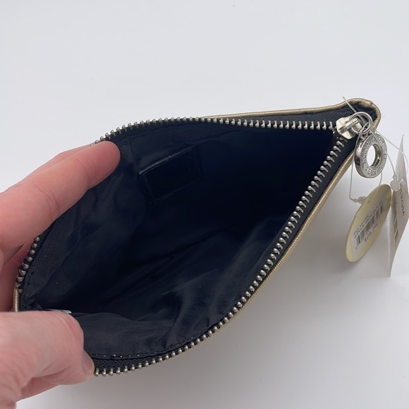 Nordstrom ‘All You Need’ Cosmetic Case - NWT - Picture 6 of 6